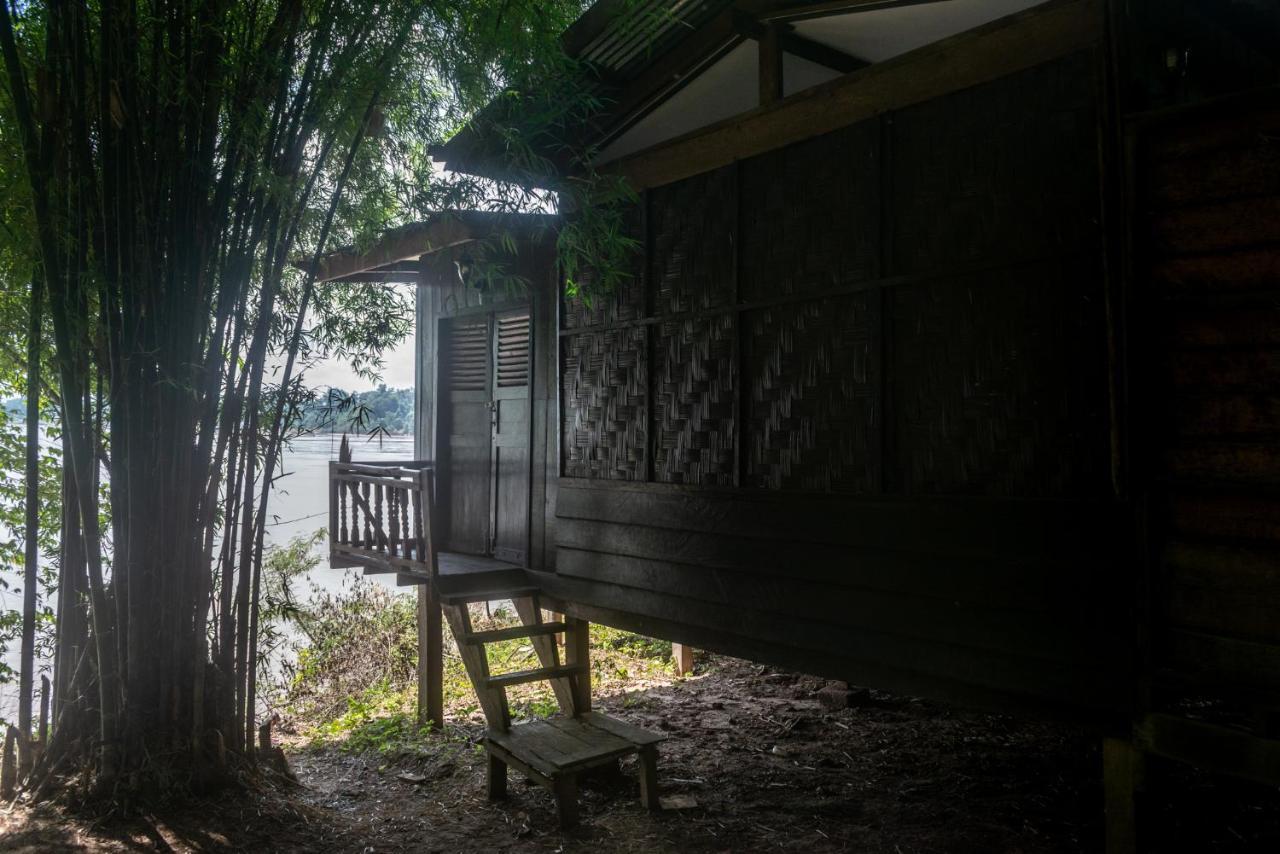 Ban Khon Pomelo Restaurant And Guesthouse - Fishermen & Tammarine Cottages Riverfront - Experience Nature, Culture And Adventure & Tailor-Made Tour מראה חיצוני תמונה